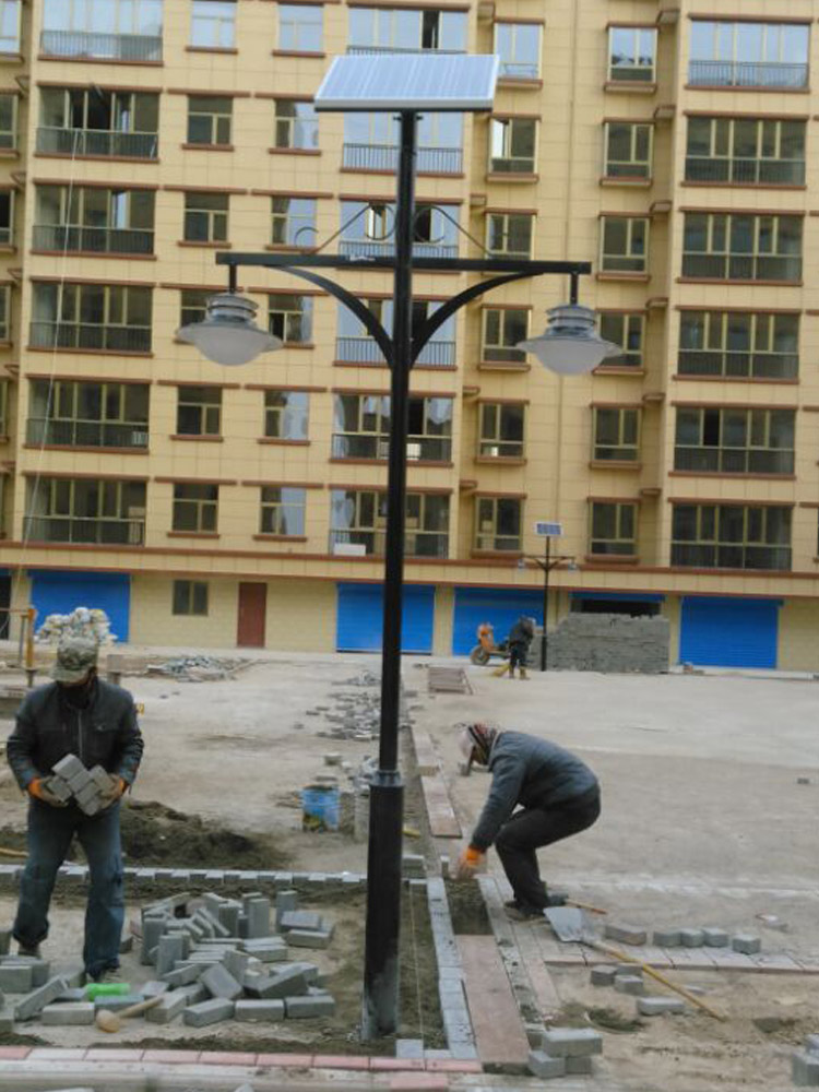 小區(qū)太陽能路燈生產(chǎn)廠家 小區(qū)太陽能路燈生產(chǎn)廠家